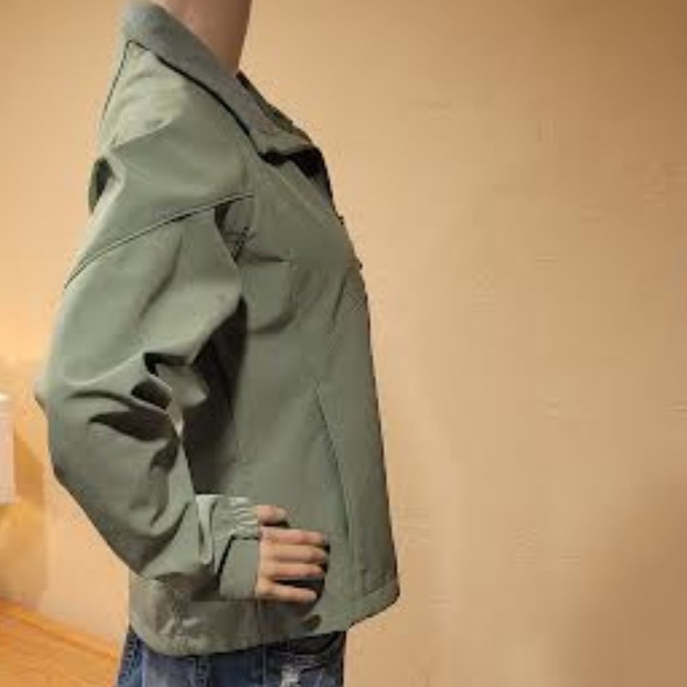 Black Diamond Women's Softshell Jacket, Green, Zip Pockets, Small - Picture 5 of 9